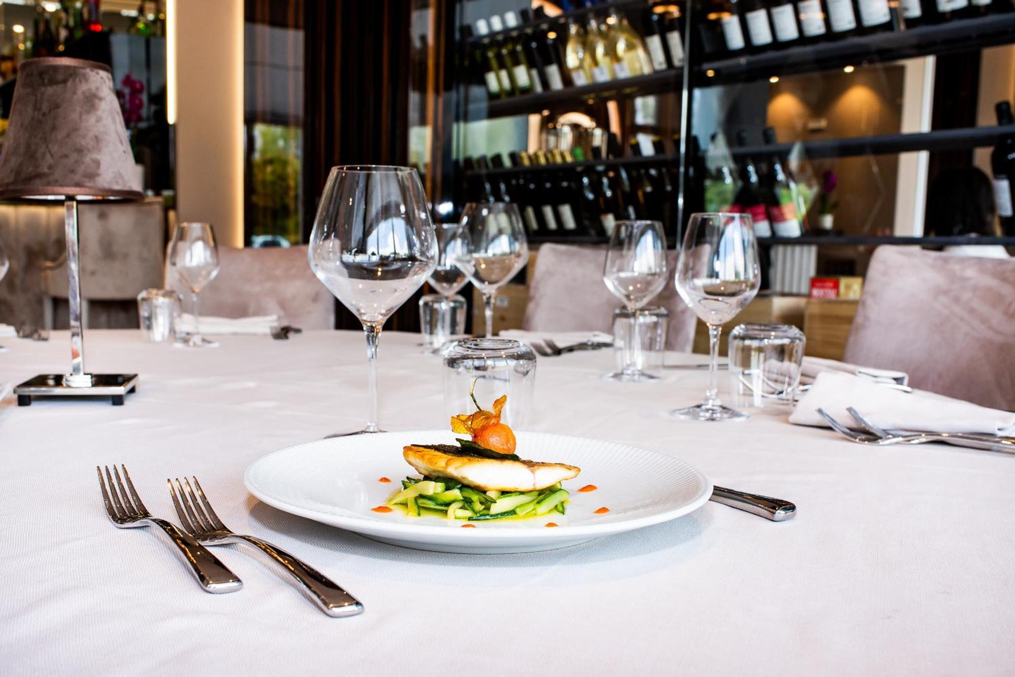 M2 Hotel Campi Bisenzio Ngoại thất bức ảnh